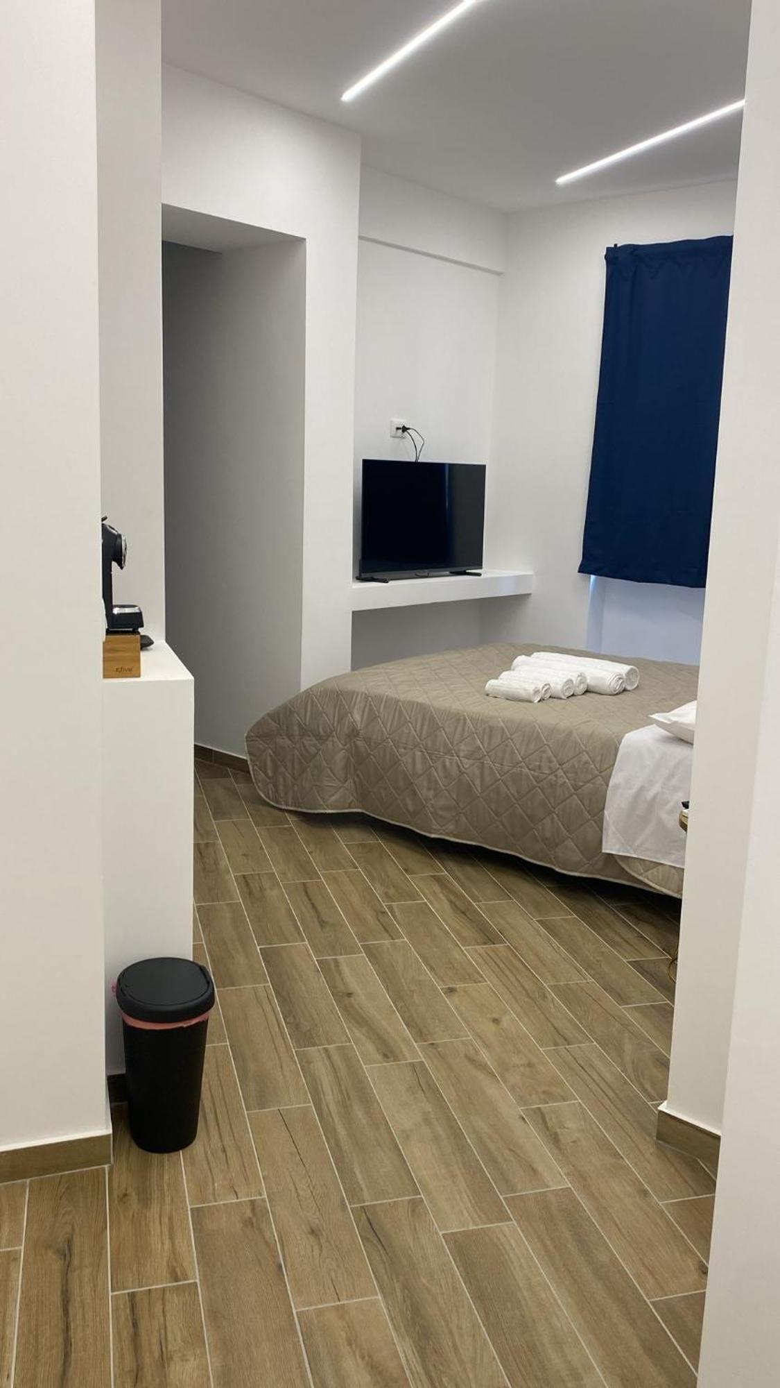 Bed and Breakfast Sistra 12 Катанія Екстер'єр фото